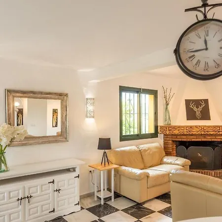 Semesterbostad Hanami Cumbres Borrascosas By Ruralidays *