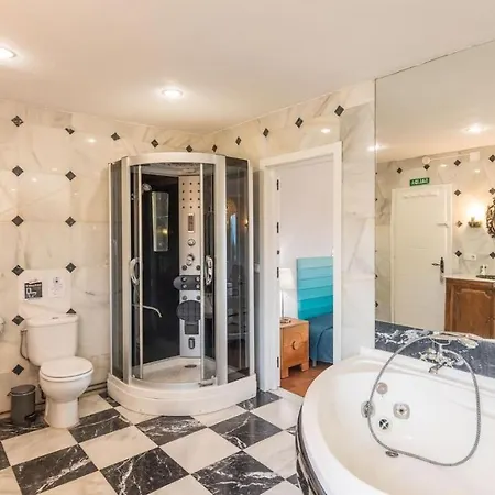 Hanami Cumbres Borrascosas By Ruralidays Estepona