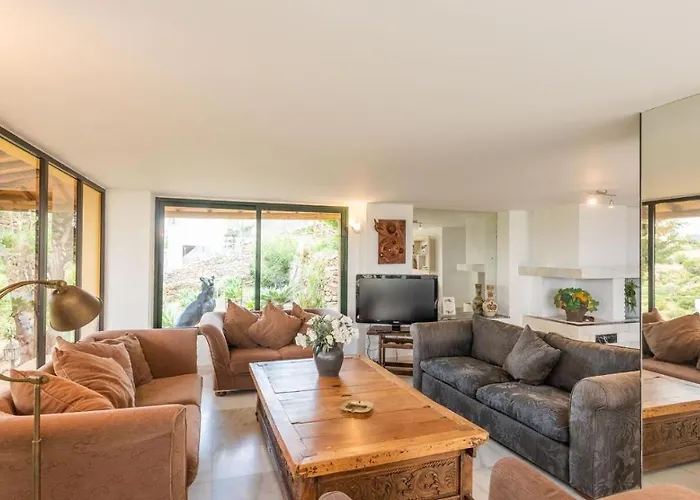 Hanami Cumbres Borrascosas By Ruralidays